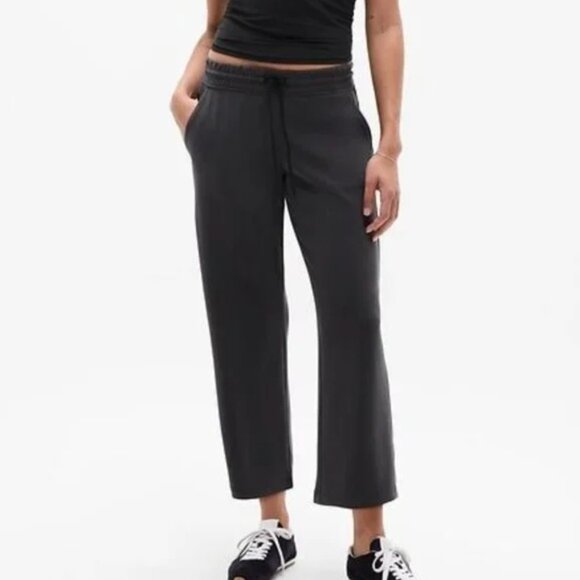 Athleta Black Ankle Pants - Picture 1 of 9